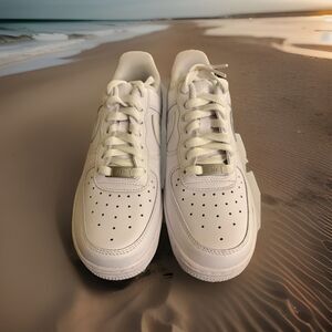 Nike Air Wmns Air Force 1 ‘07 White Shoes Size 7.5 New In Box